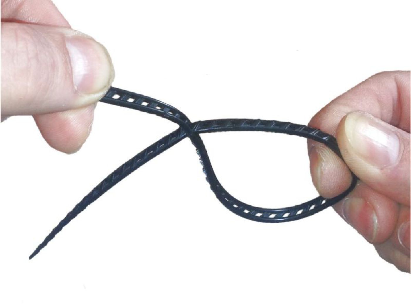 Quick-releasable rapstrap i-Tie Quick-releasable rapstrap i-Tie